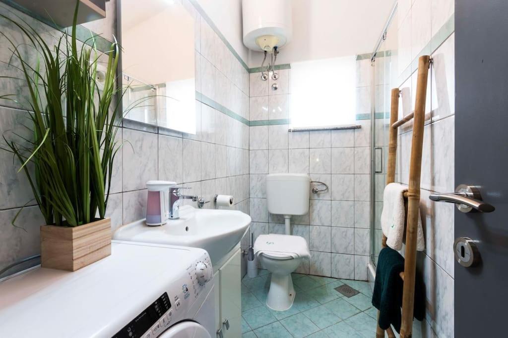 Apartman Smaragd Fažana Buitenkant foto