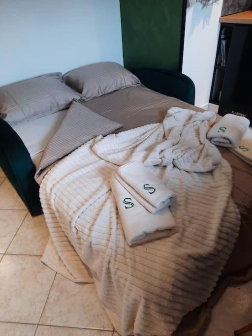 Apartman Smaragd Fažana Buitenkant foto