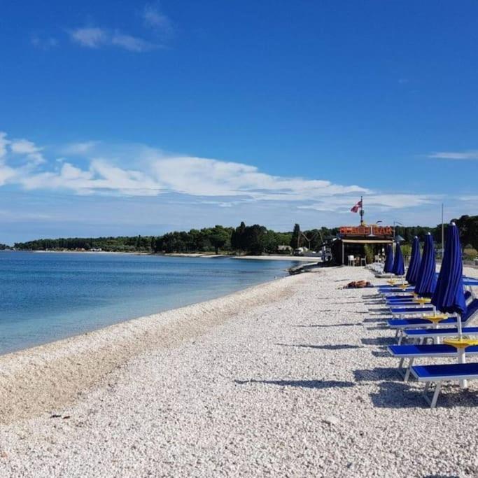 Apartman Smaragd Fažana Buitenkant foto